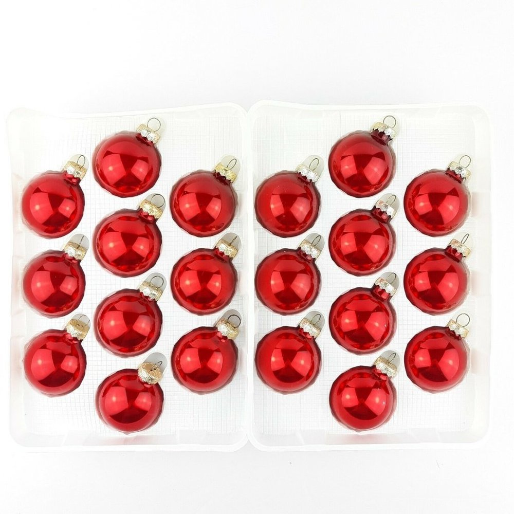 Vintage Visions By Holly Glass Ball Christmas Tree Ornaments Red Made In USA